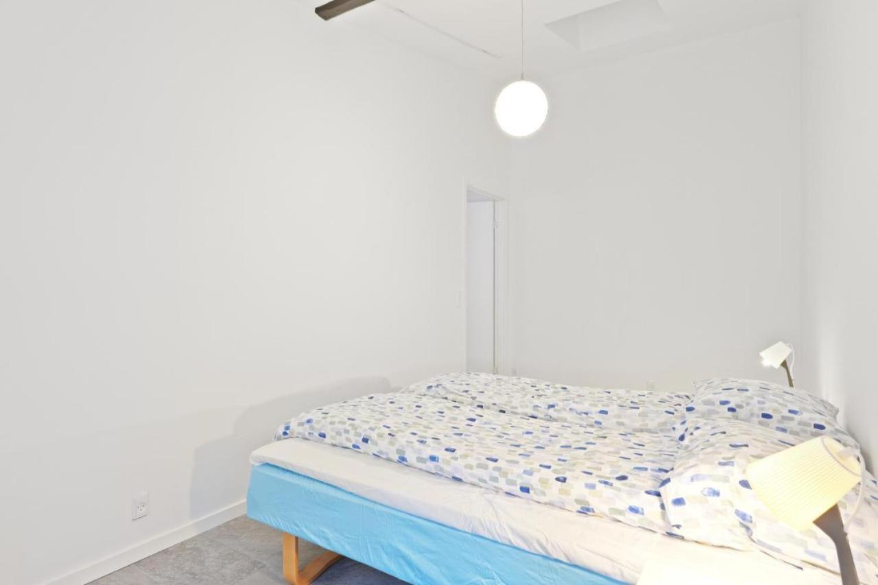 Charming - Luxurious 1 Bedroom Apartment In The Heart Of Aalborg Ngoại thất bức ảnh