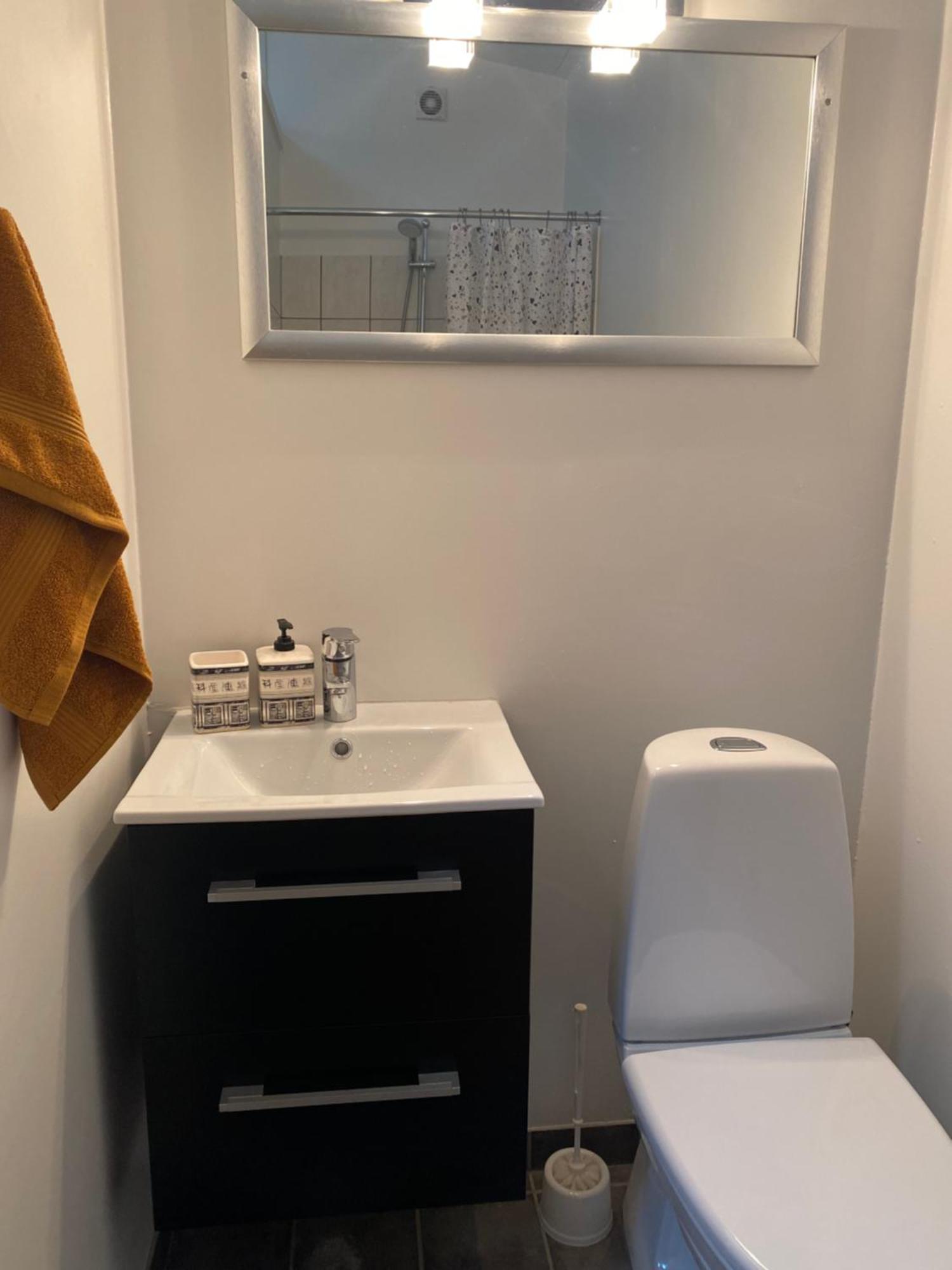 Charming - Luxurious 1 Bedroom Apartment In The Heart Of Aalborg Ngoại thất bức ảnh