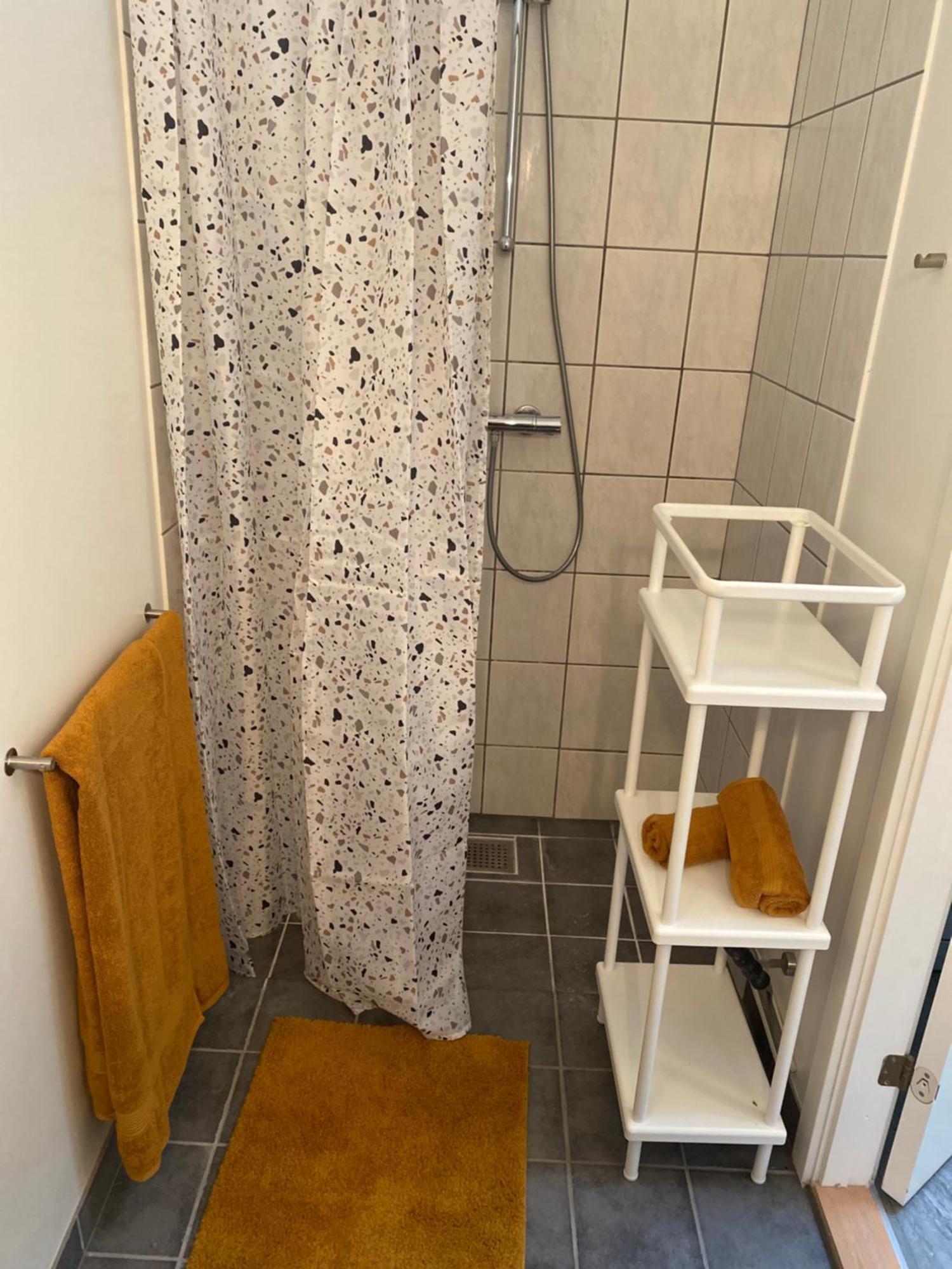 Charming - Luxurious 1 Bedroom Apartment In The Heart Of Aalborg Ngoại thất bức ảnh